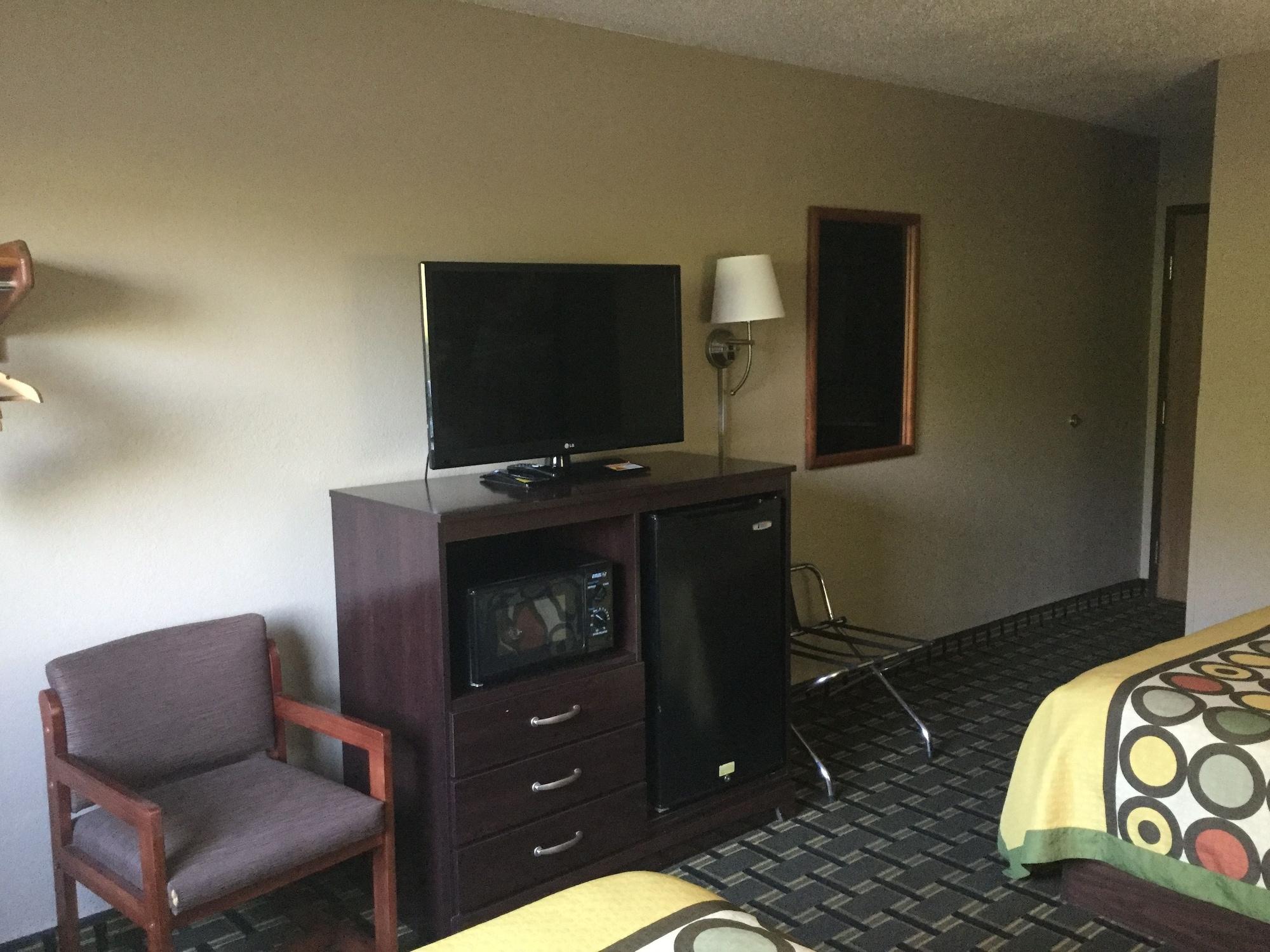 Super 8 By Wyndham Youngstown/Austintown Exterior foto